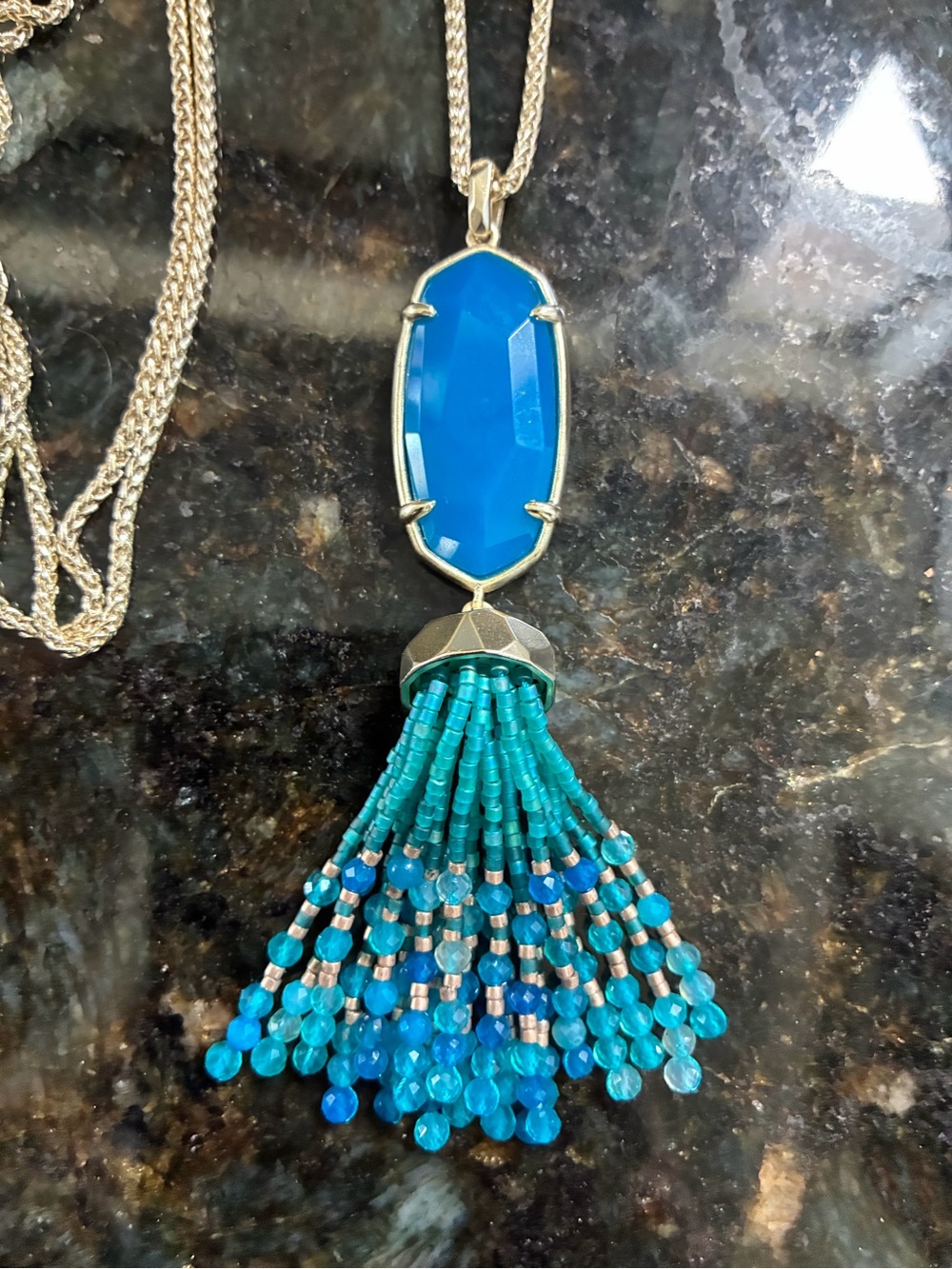 Kendra Scott gold beaded adjustable Evie necklace in aqua and teal - Picture 3 of 5